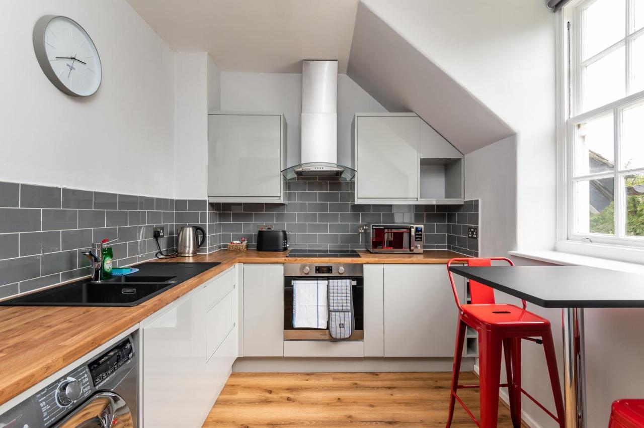 Stylish Apt With Minster Views I Pass The Keys York Exterior photo