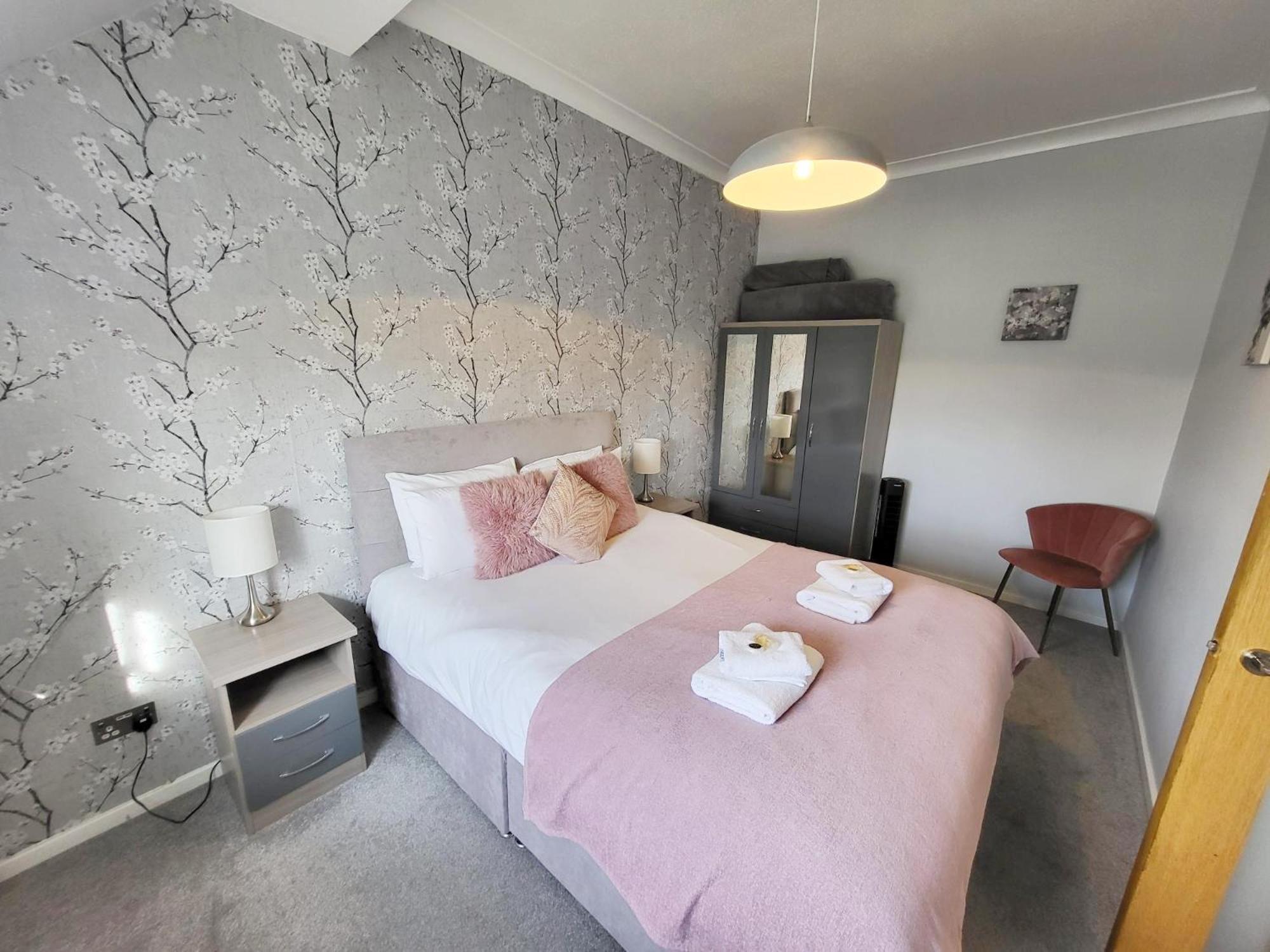 Stylish Apt With Minster Views I Pass The Keys York Exterior photo